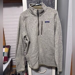 Patagonia sweatshirt